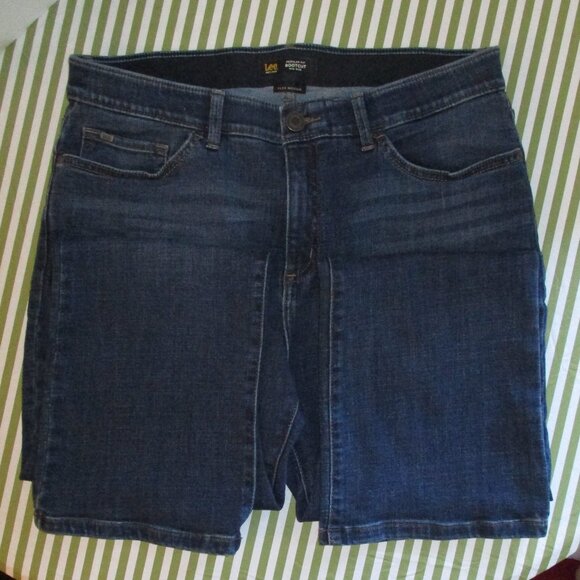 Lee Flex Motion Jeans - Picture 2 of 8